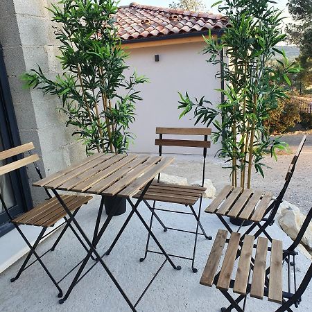Appartement Bedoin Au Pied Du Mont Ventoux المظهر الخارجي الصورة